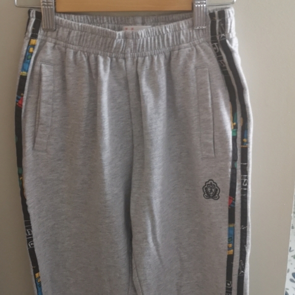 matching shirt and pants - Picture 2 of 3